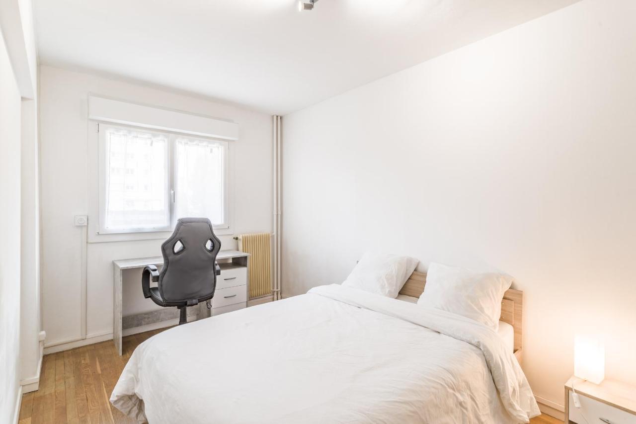 Spacieux Appartement - 6 Personnes - Parking Gratuit Saint-Andre-les-Vergers Luaran gambar